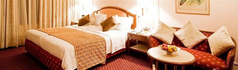 Regent Hotel Andheri Мумбаи Экстерьер фото