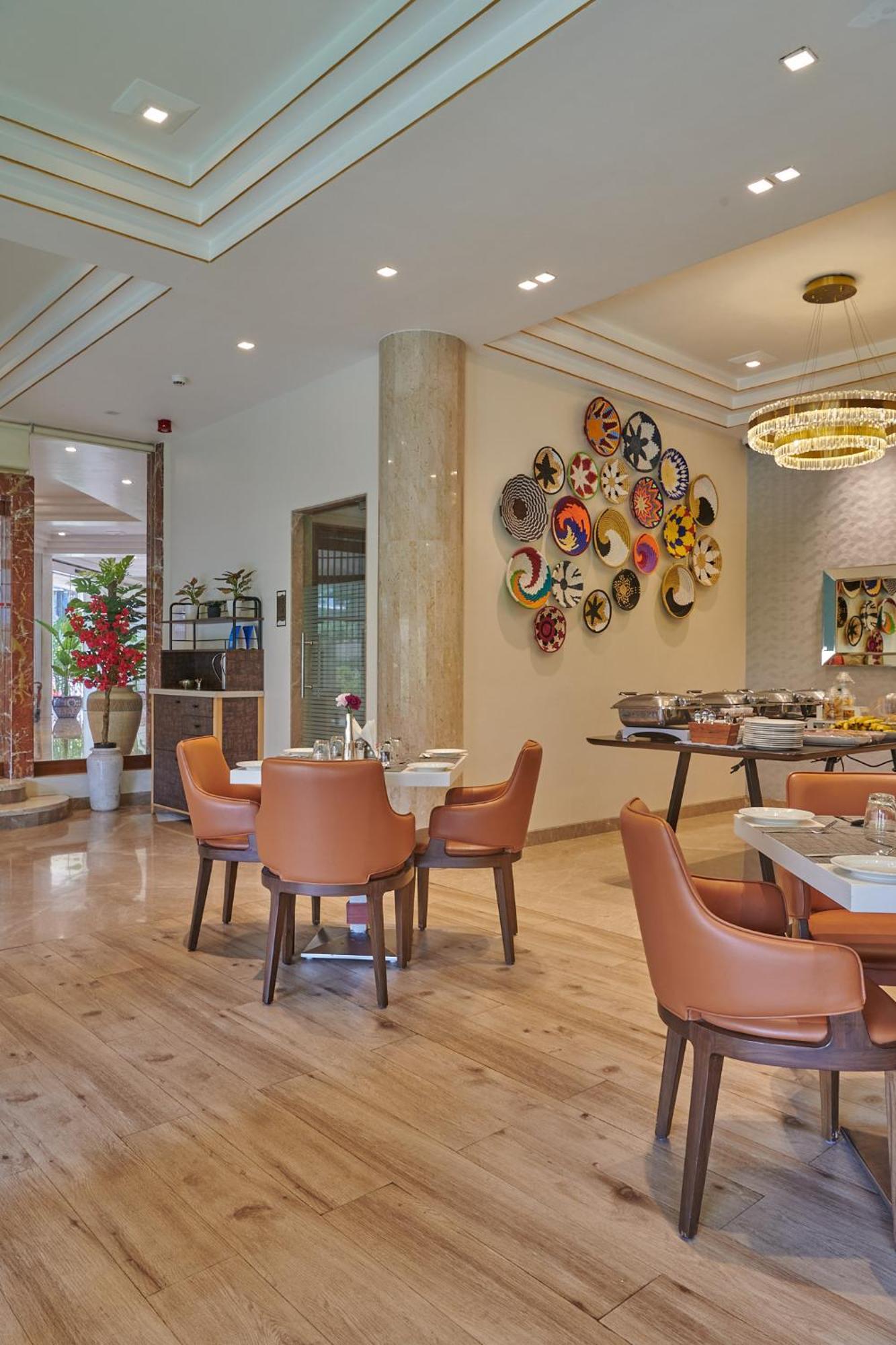 Regent Hotel Andheri Мумбаи Экстерьер фото