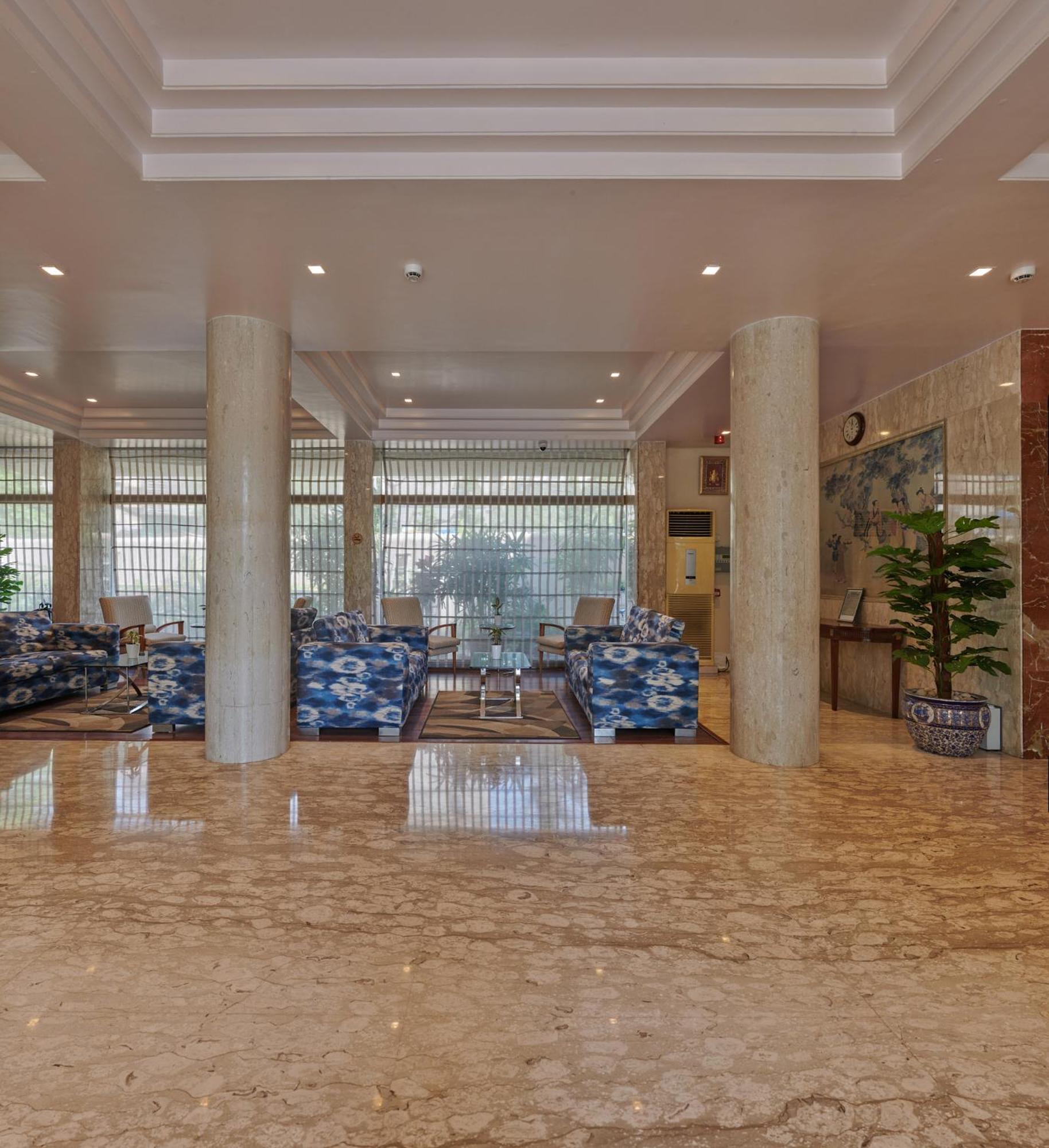 Regent Hotel Andheri Мумбаи Экстерьер фото