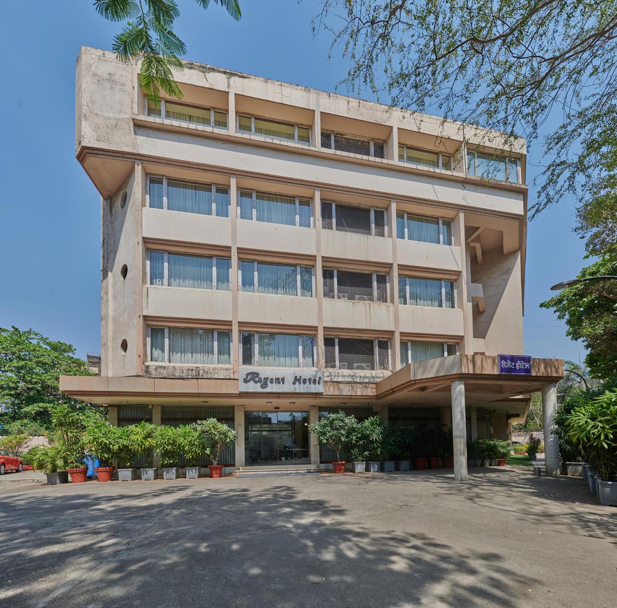 Regent Hotel Andheri Мумбаи Экстерьер фото